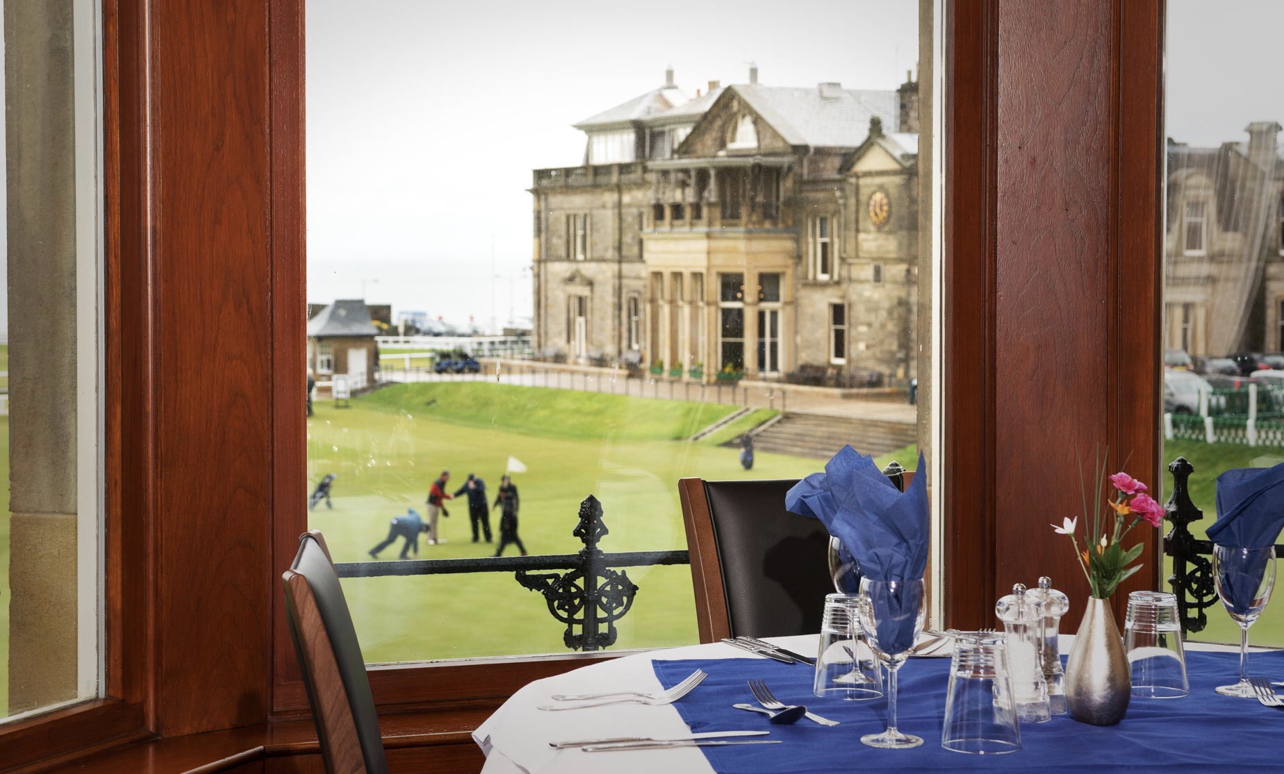 St. Andrews golf course restaurant
